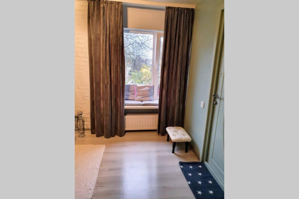 Квартира З Чердаком 1 Lutsk Ngoại thất bức ảnh
