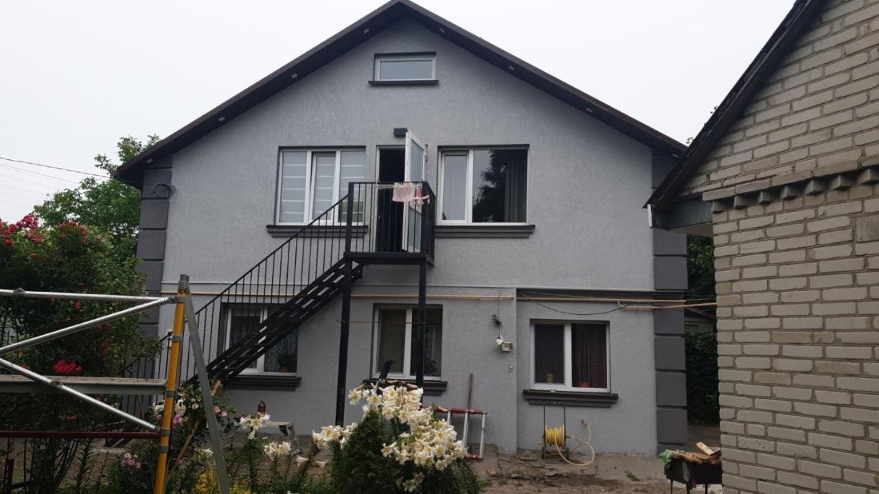 Квартира З Чердаком 1 Lutsk Ngoại thất bức ảnh
